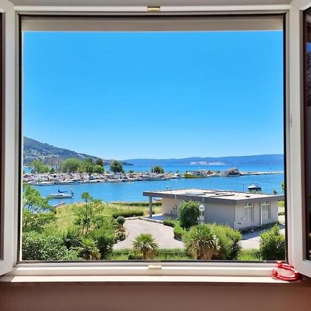 Apartment Cesarica Оміш Екстер'єр фото